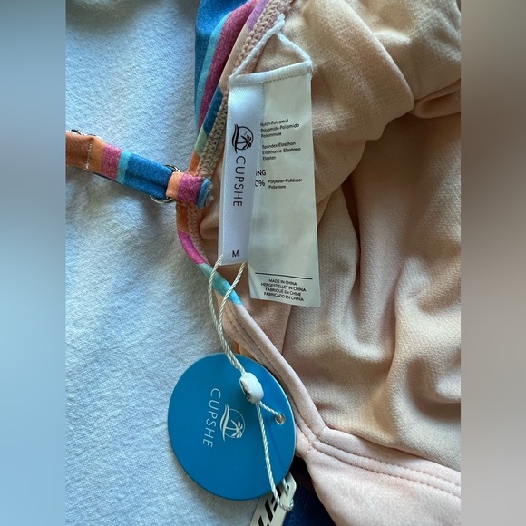 CUPSHE Summer Of Love Bandeau Belted One Piece Swimsuit - Picture 7 of 8